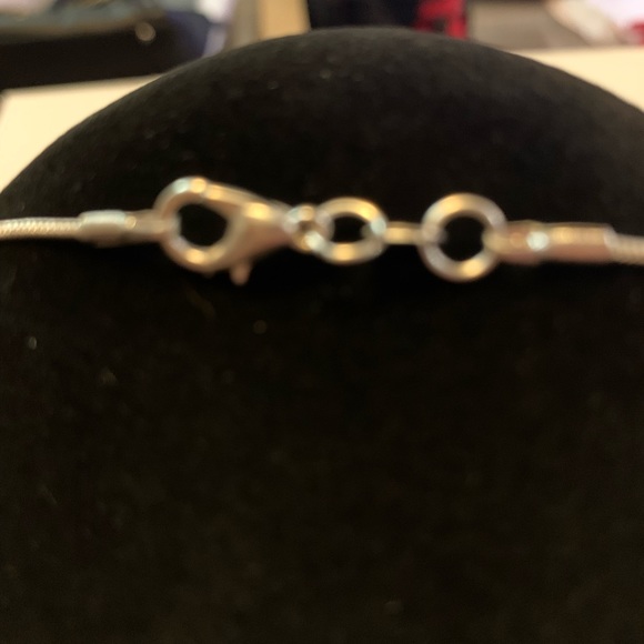 New 22” 925 Silver necklace with cross and rhinestone charm ( charm is not 925 ) - Picture 6 of 6